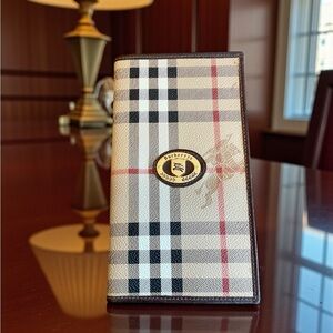 Burberrys Beige and Black Check Long Unisex Wallet